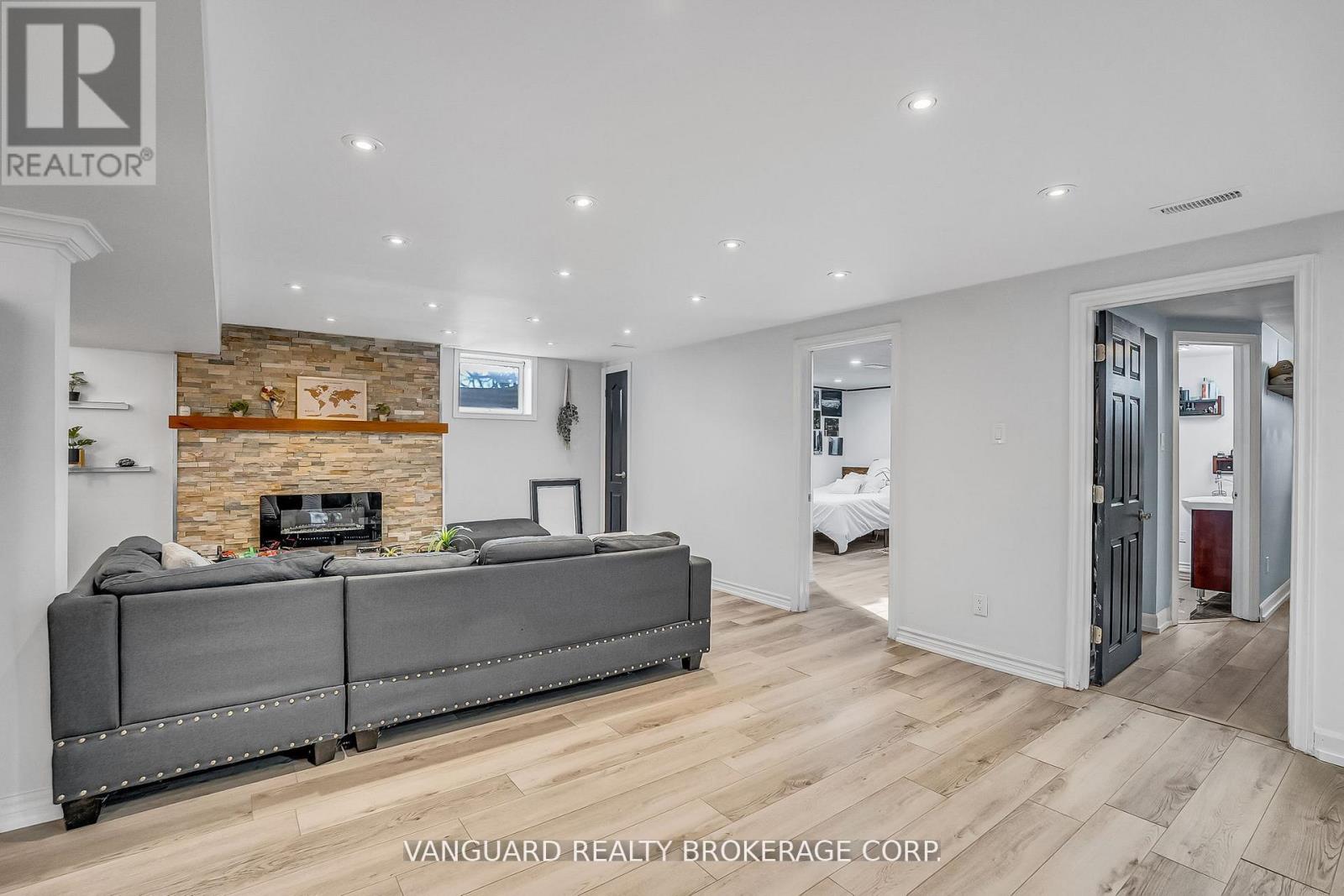 8070 Hornby Road Property Photo 30