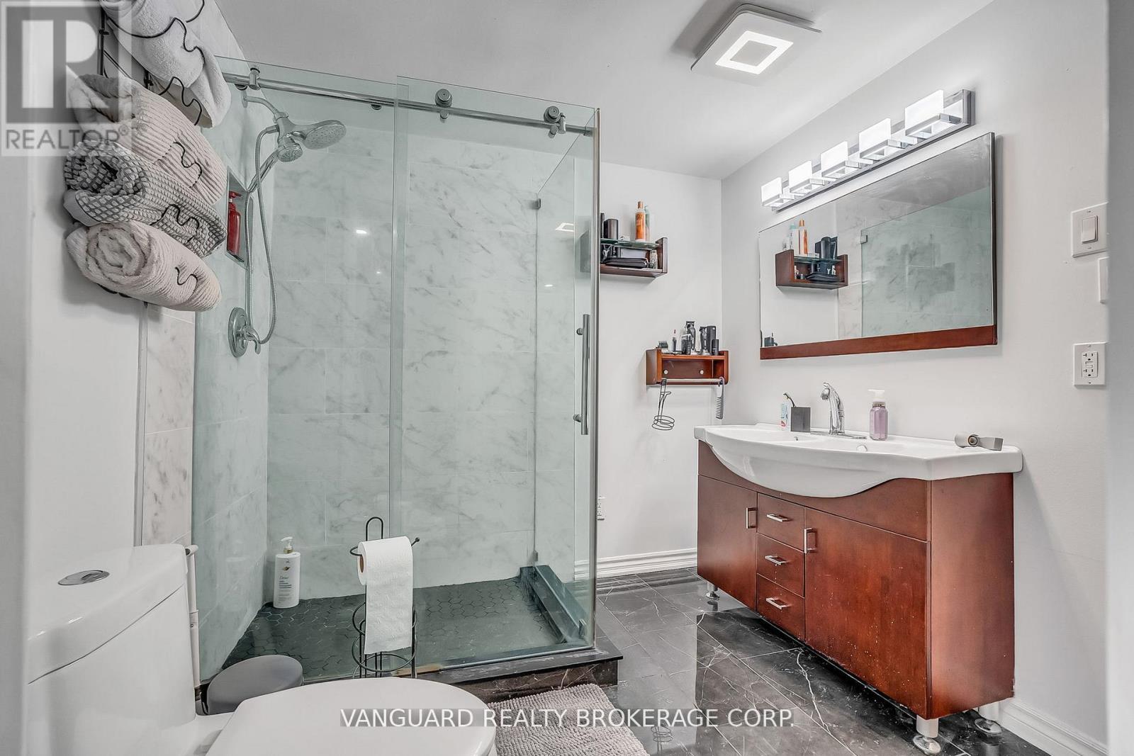 8070 Hornby Road Property Photo 41