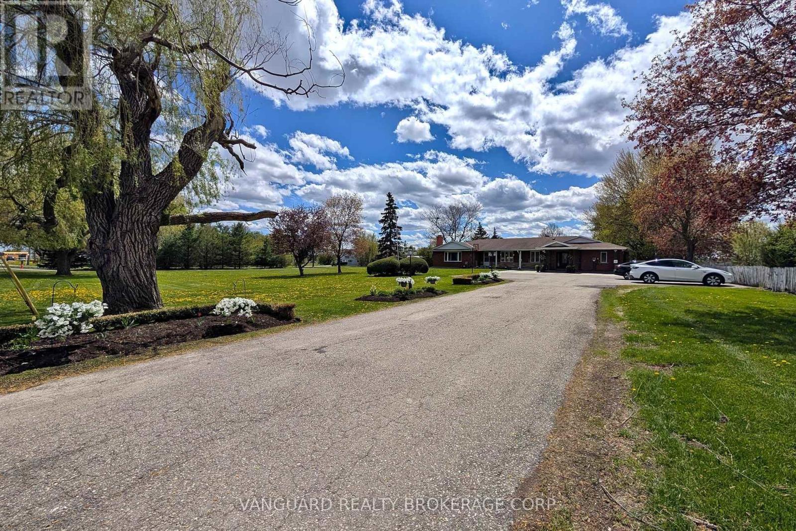 8070 Hornby Road Property Photo 21