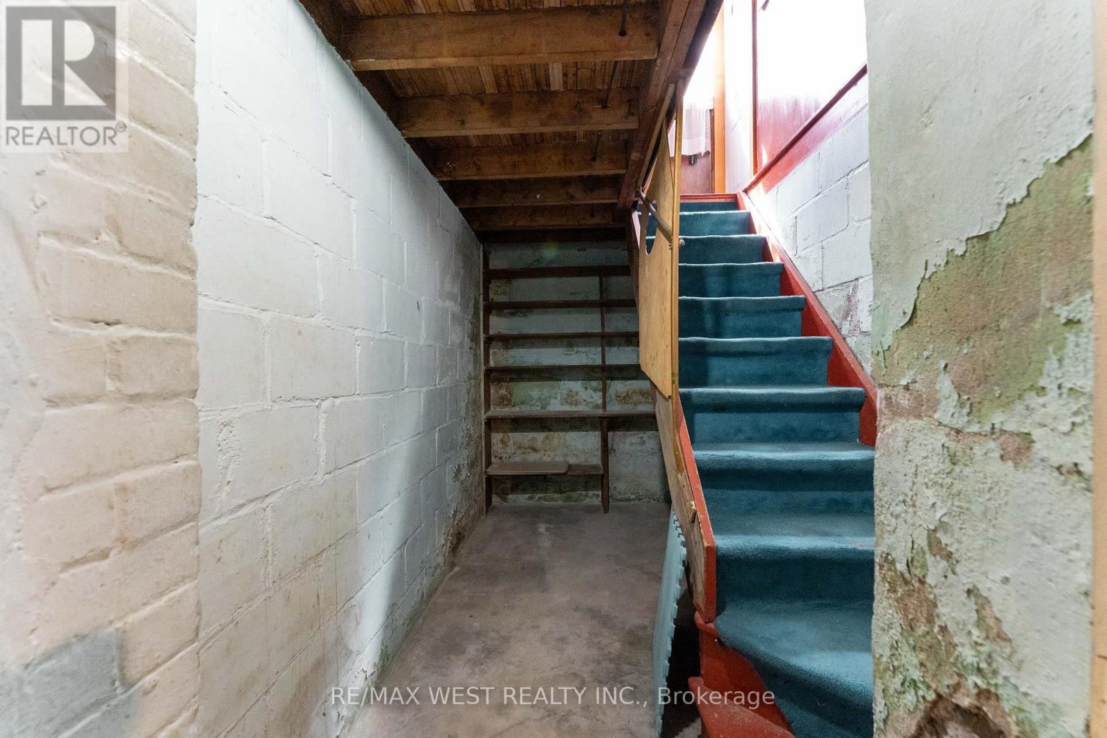 1311 King Street W Property Photo 41