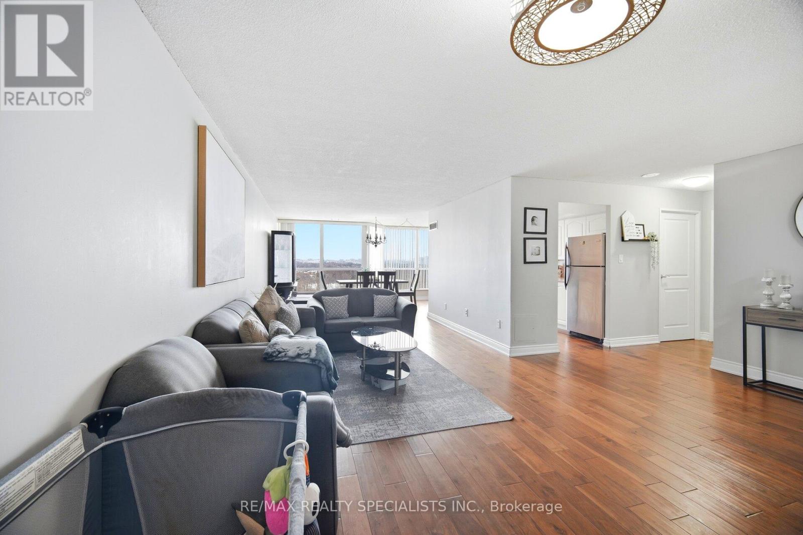 611 - 1 Rowntree Road Property Photo 16