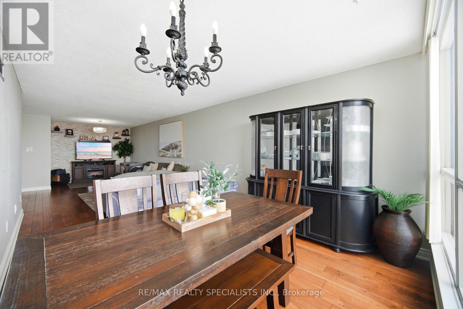 611 - 1 Rowntree Road Property Photo 19