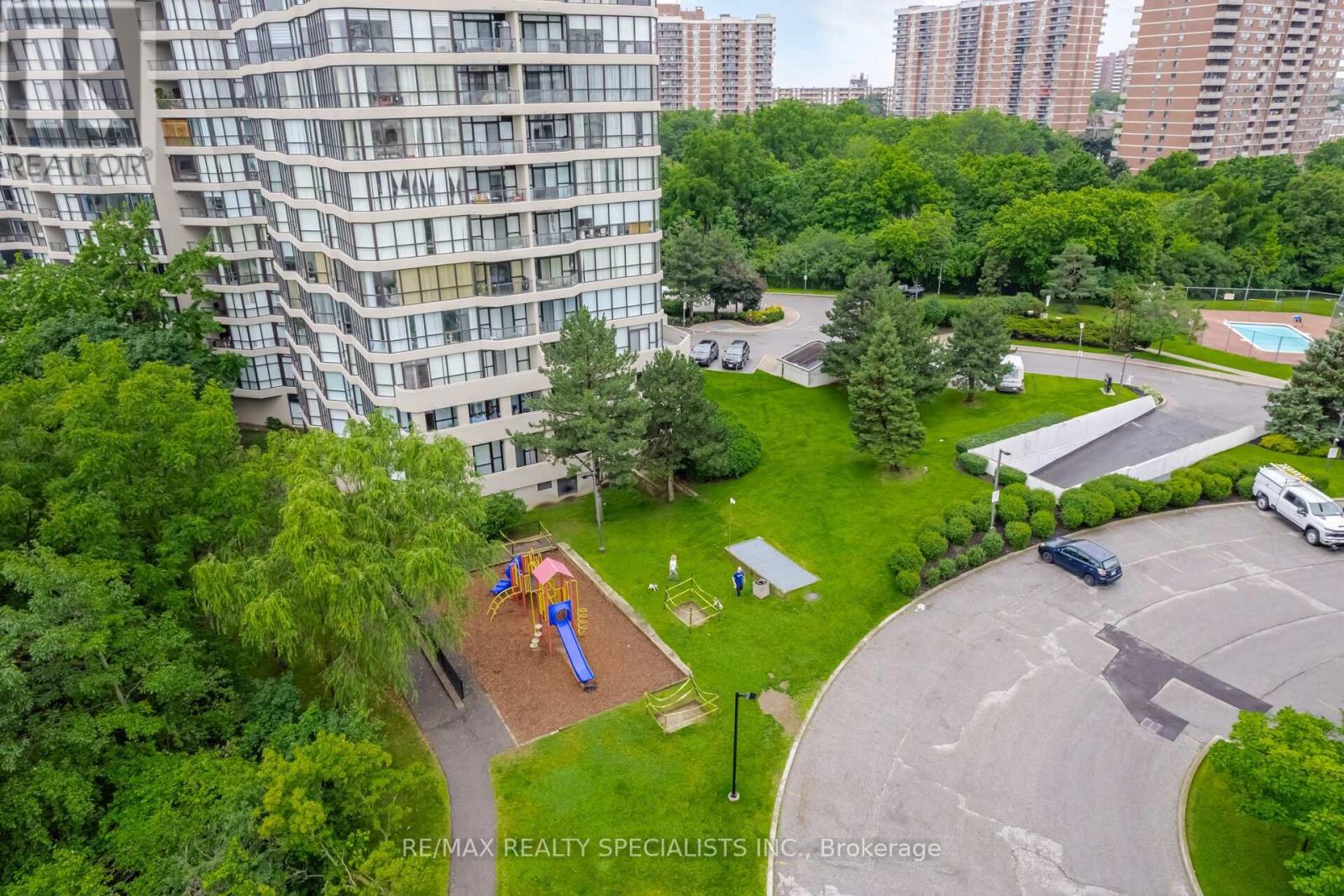 611 - 1 Rowntree Road Property Photo 47