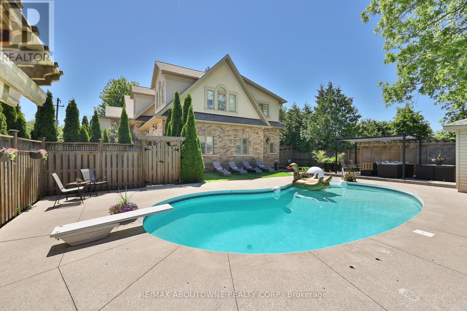 390 Seaton Drive Property Photo 48