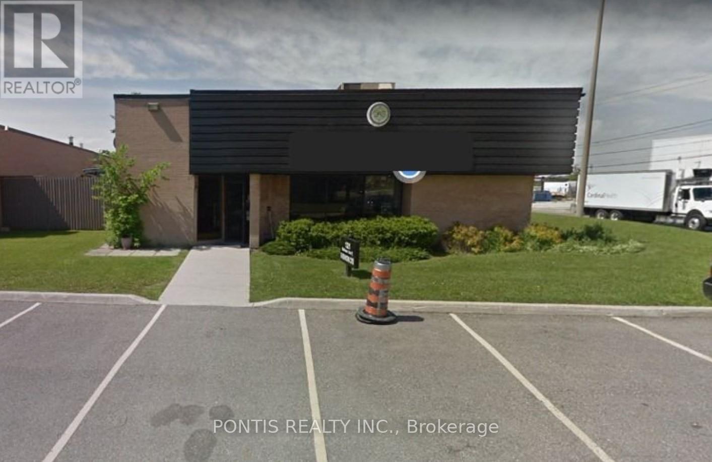 1321 MATHESON BOULEVARD E Property Photo 1