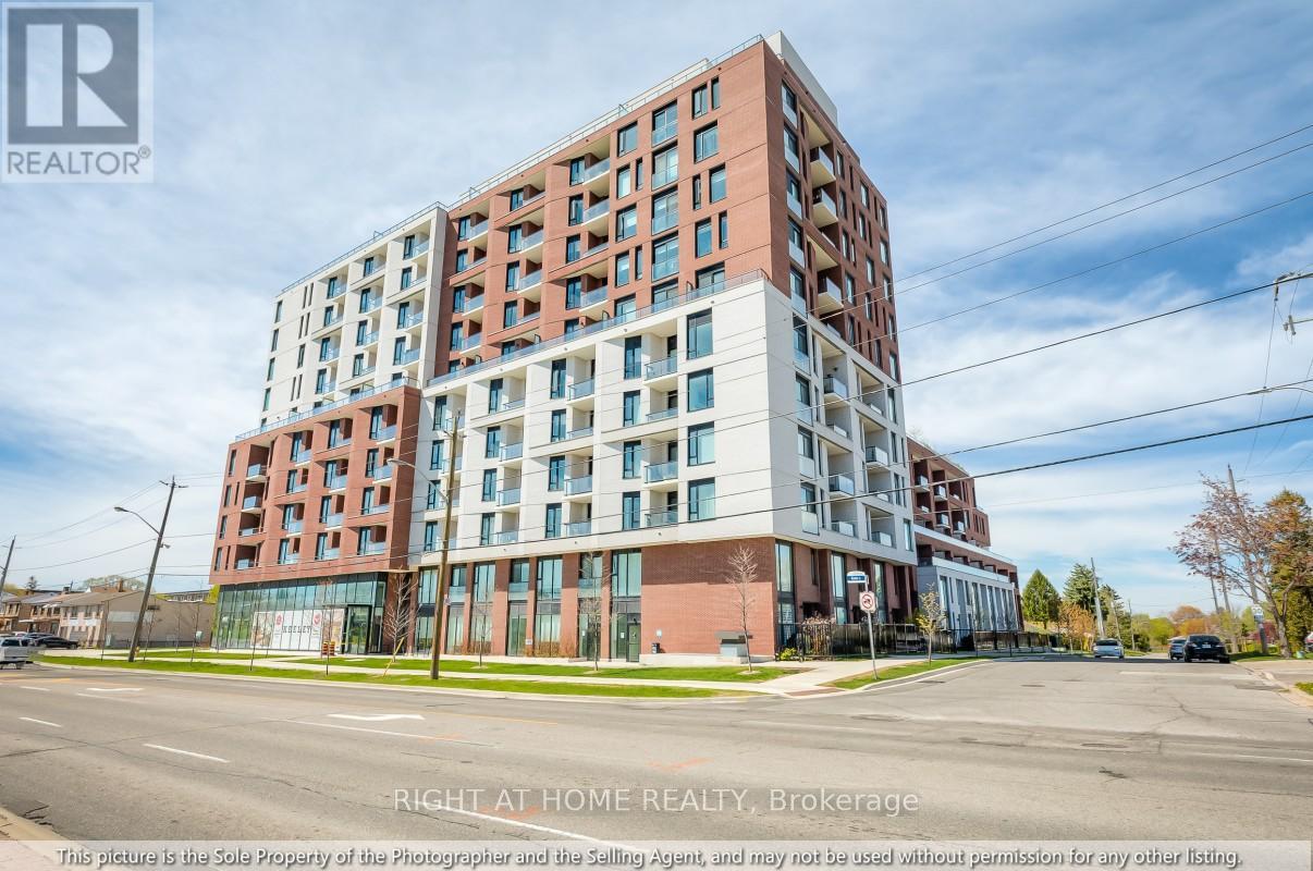 1211 - 3100 Keele Street Property Photo 1
