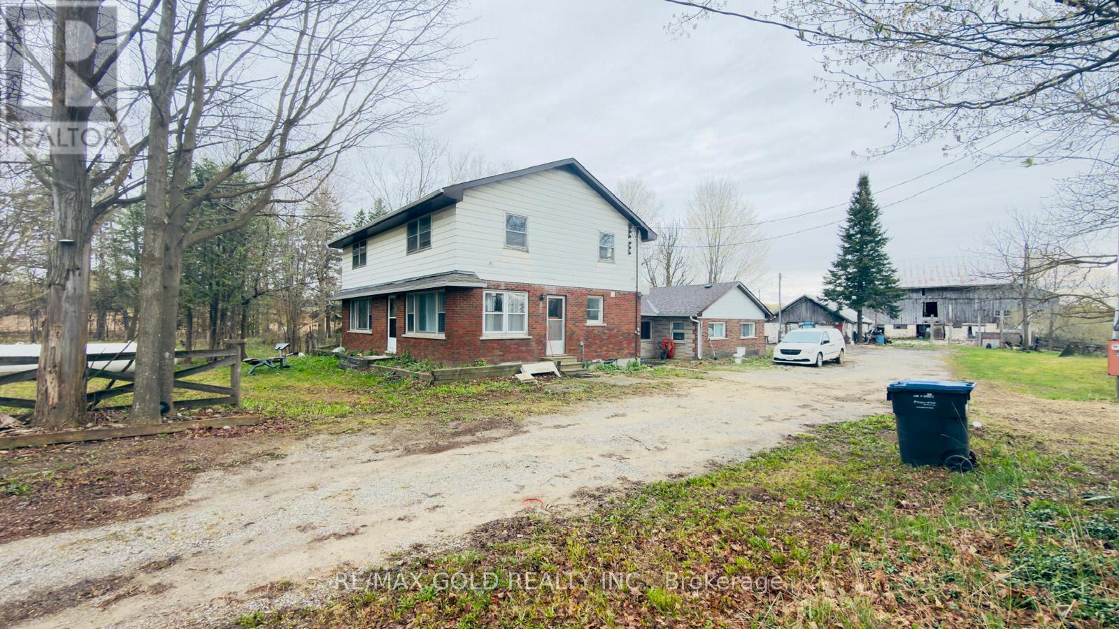 4476 Beech Grove Side Road Property Photo 3