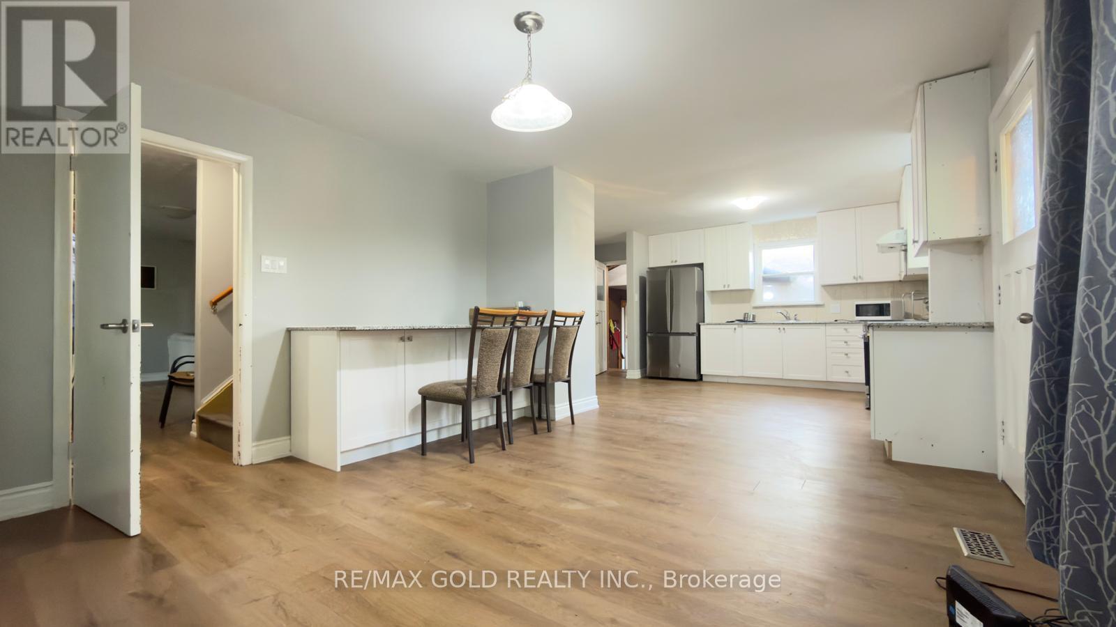 4476 Beech Grove Side Road Property Photo 7