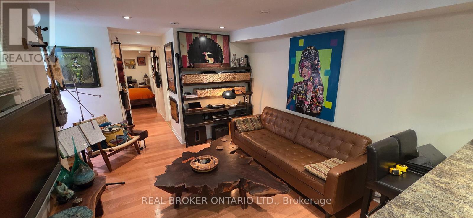 17 Howard Park Avenue Property Photo 21