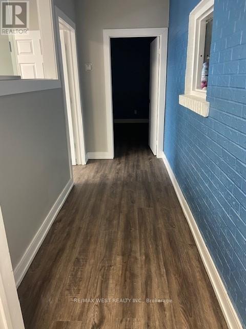 7-8 - 18 Melanie Drive Property Photo 12