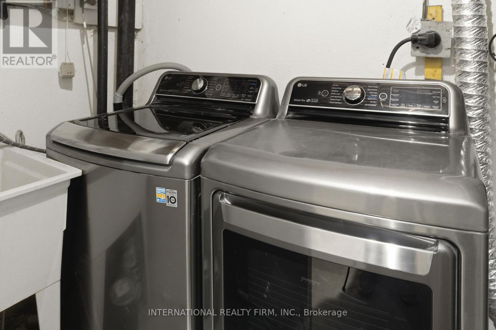 114 Foster Crescent Property Photo 13