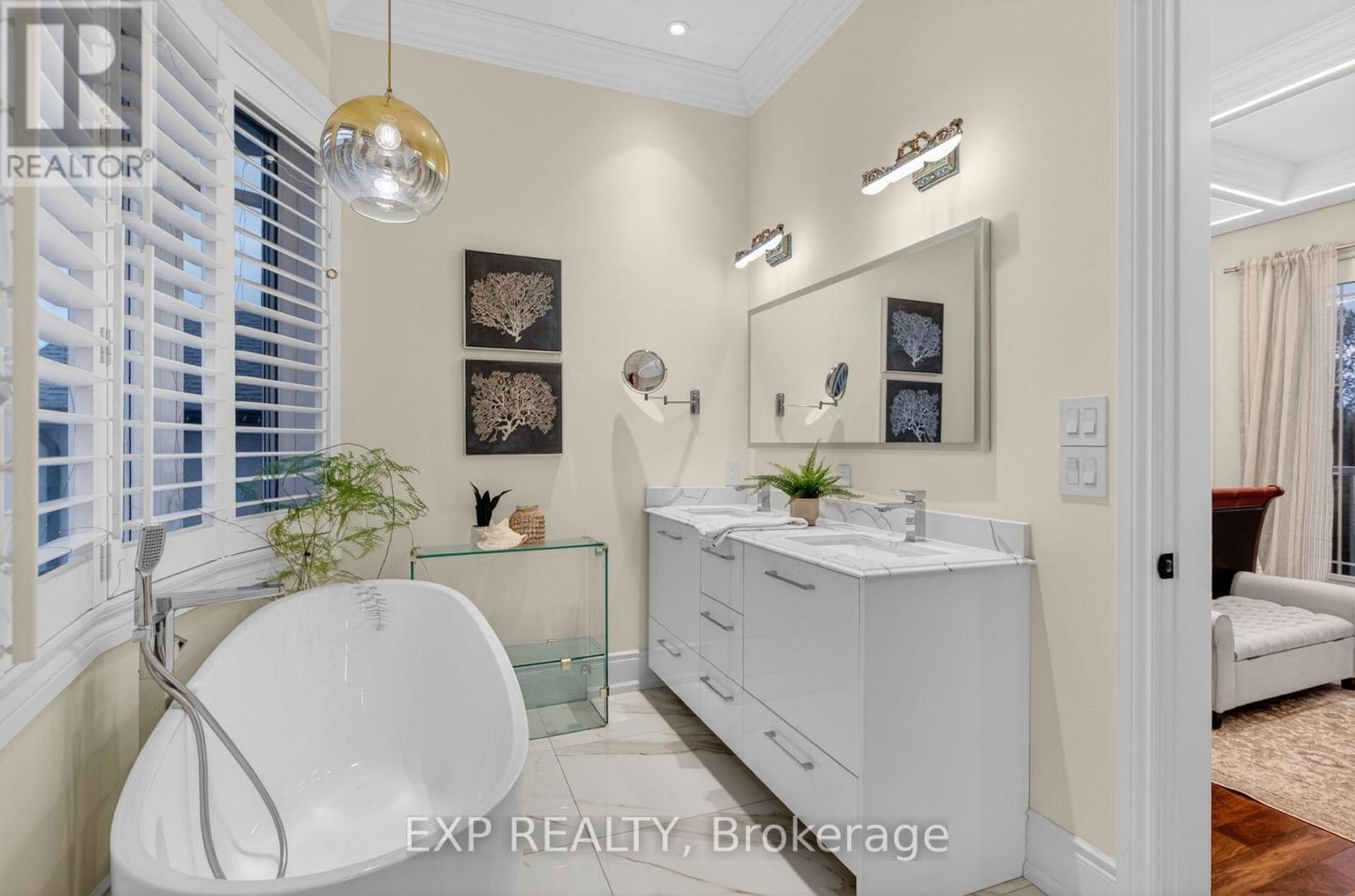 2439 Bridge Road Property Photo 13