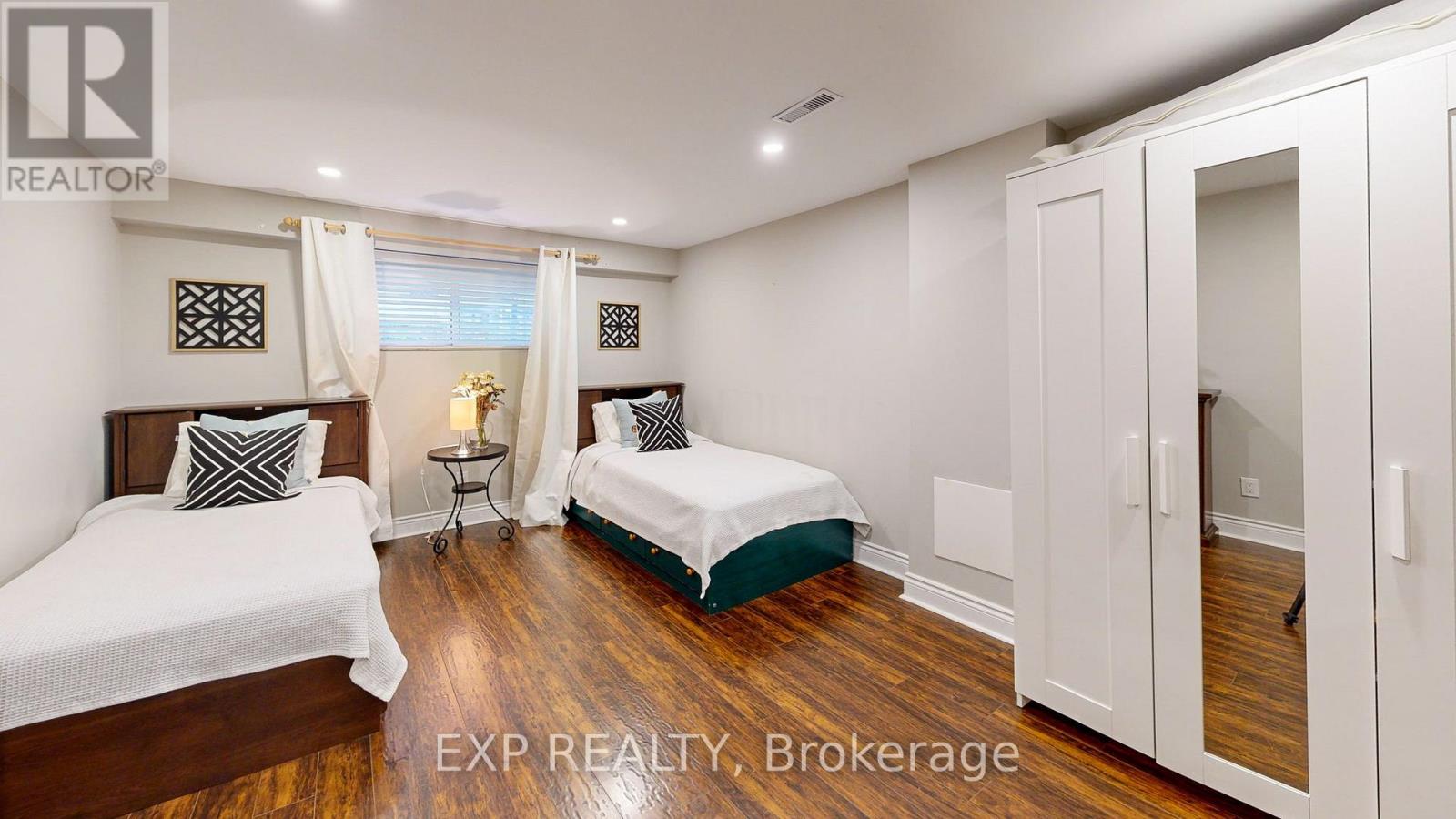 2439 Bridge Road Property Photo 37