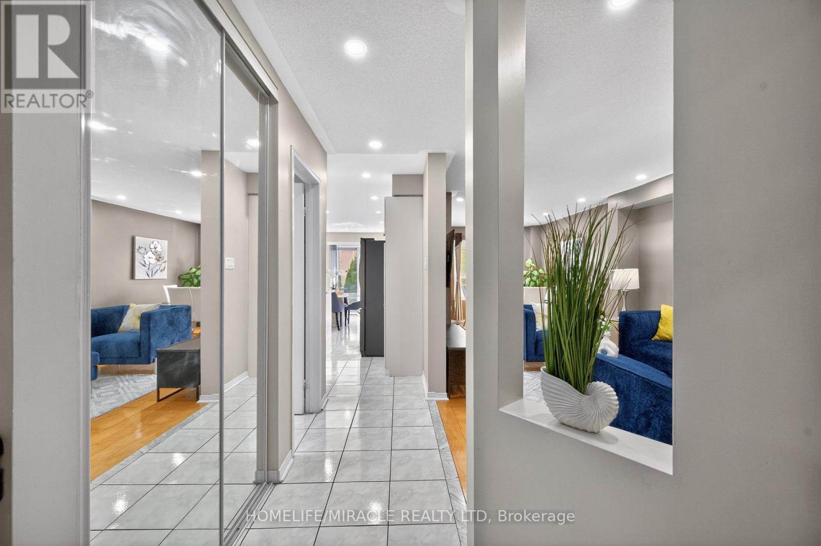 5342 Crane Court Property Photo 8