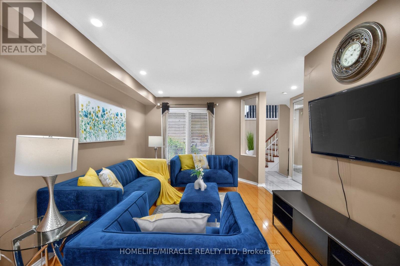 5342 Crane Court Property Photo 12