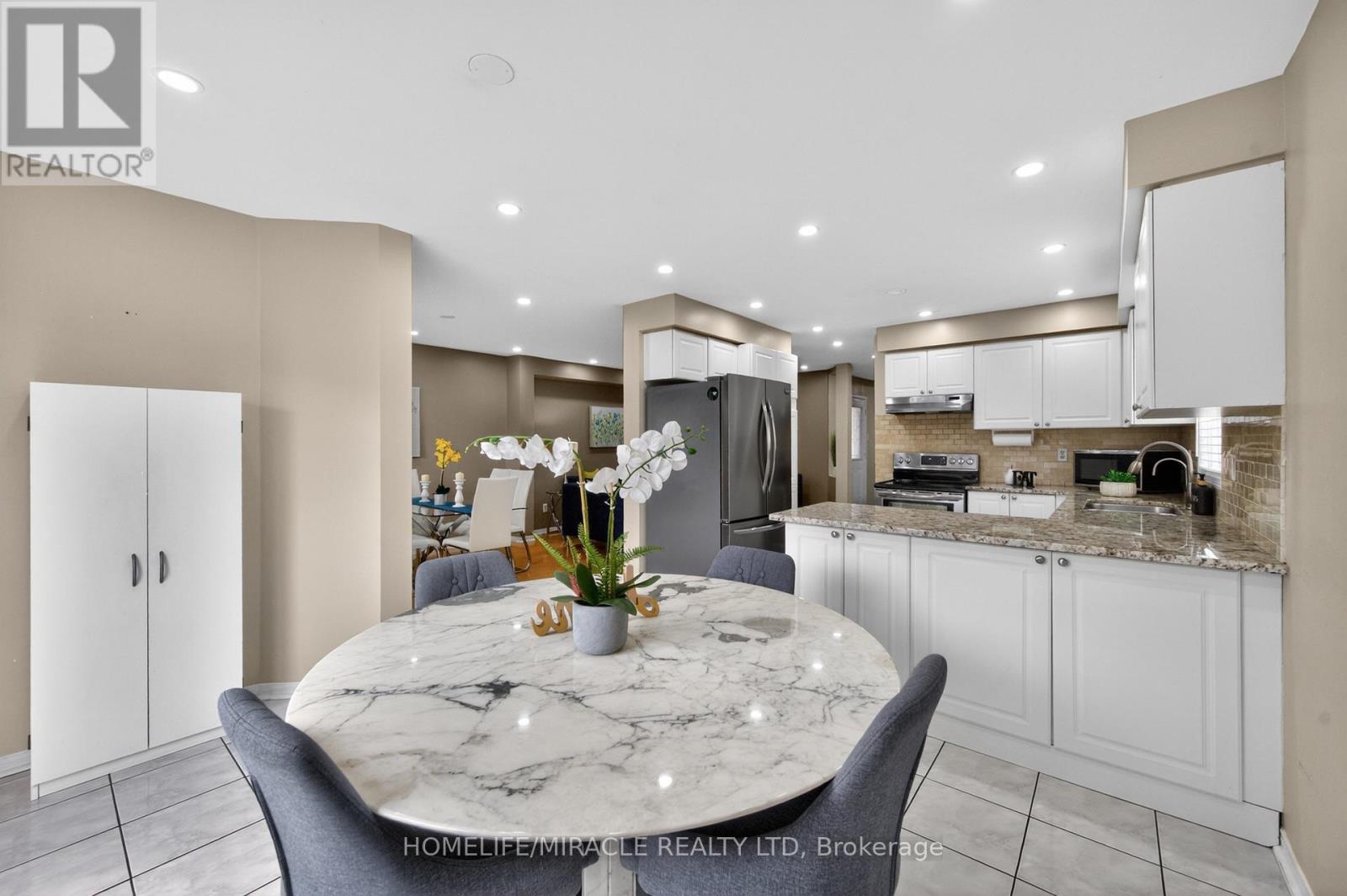 5342 Crane Court Property Photo 16