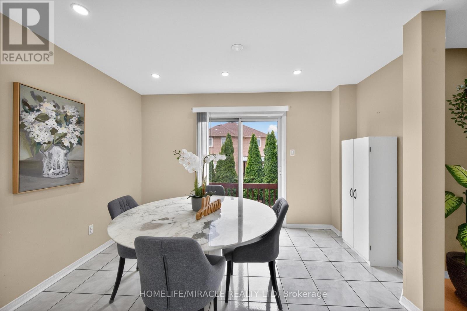5342 Crane Court Property Photo 17