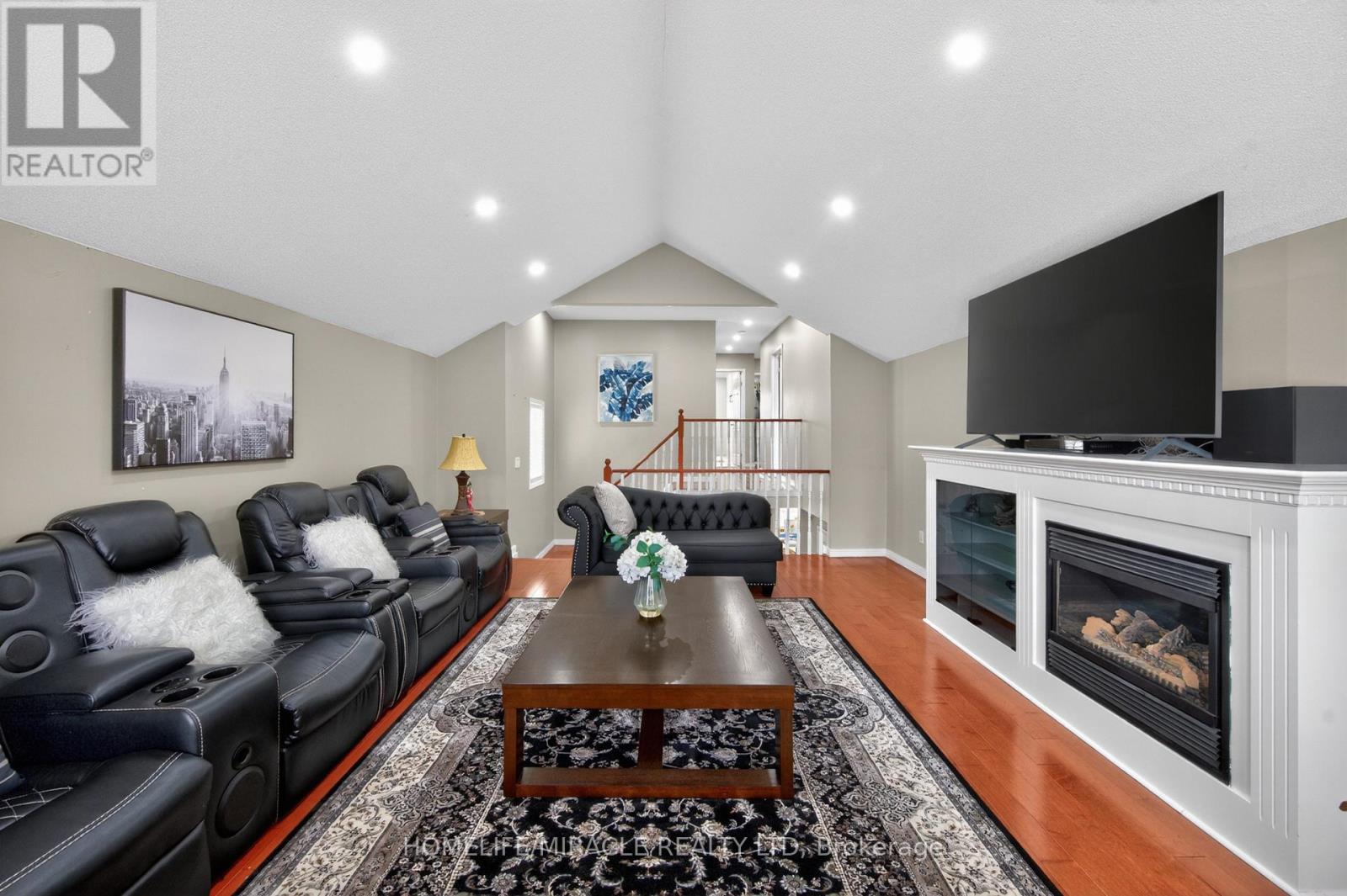 5342 Crane Court Property Photo 25