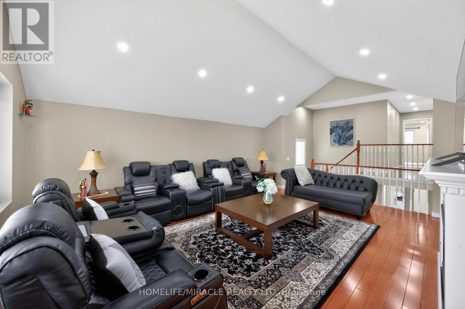 5342 Crane Court Property Photo 27