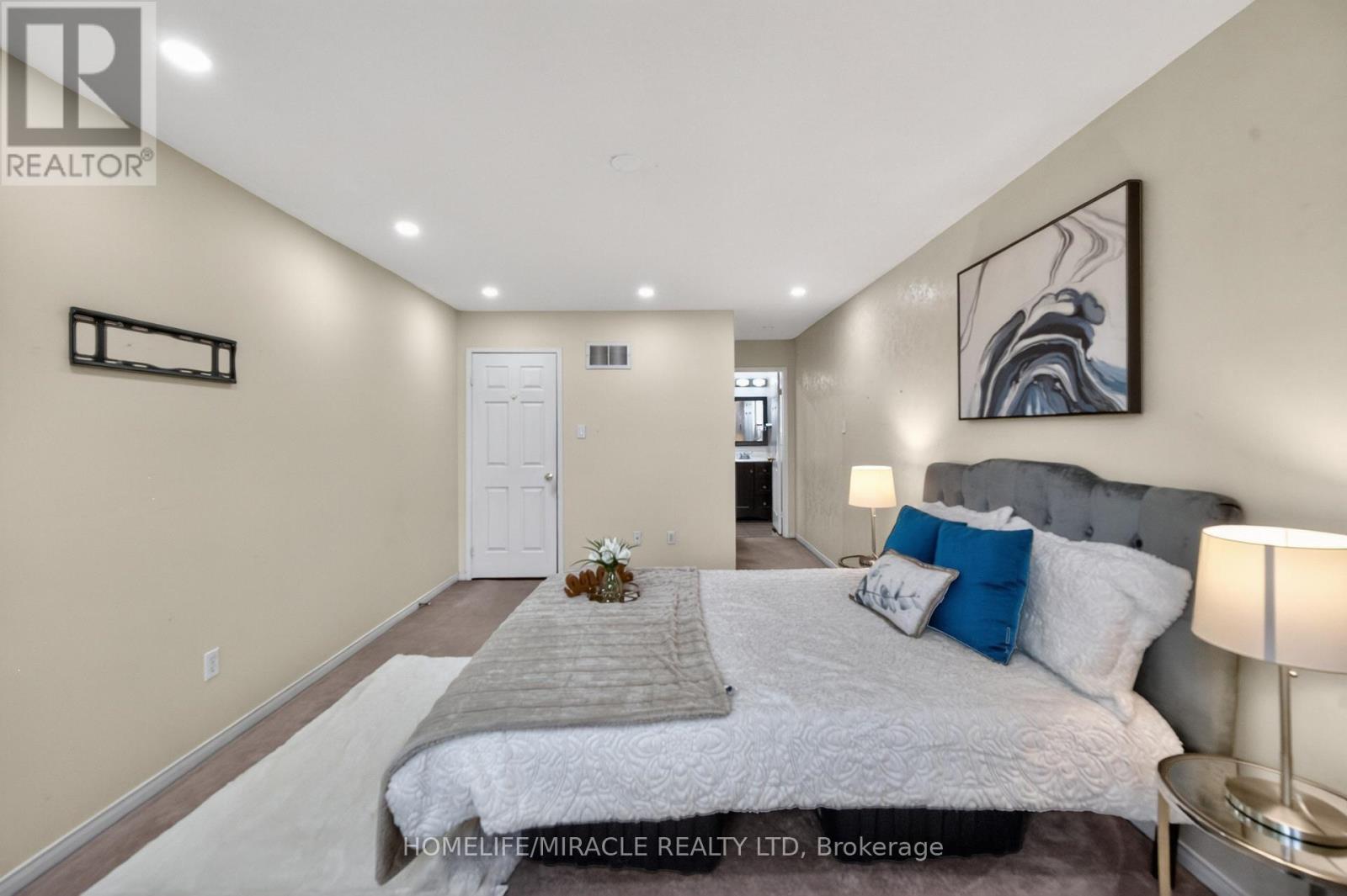 5342 Crane Court Property Photo 32