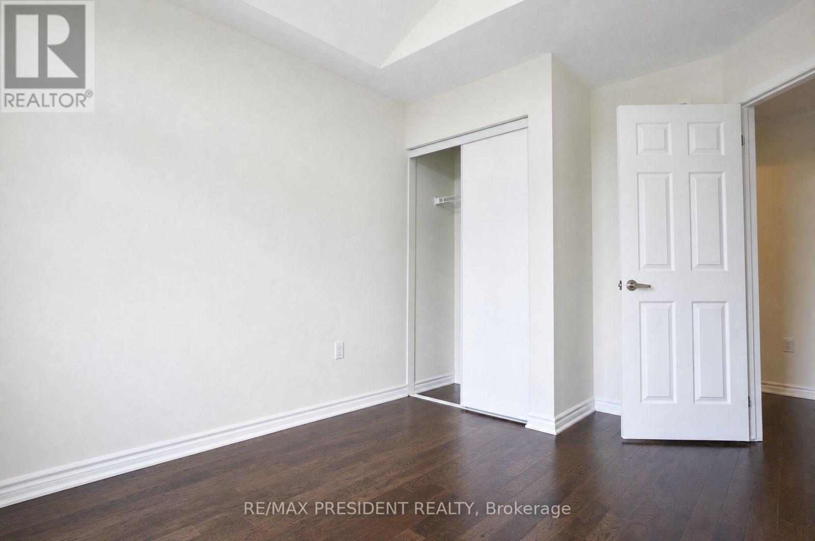 34 Eberly Woods Drive Property Photo 14
