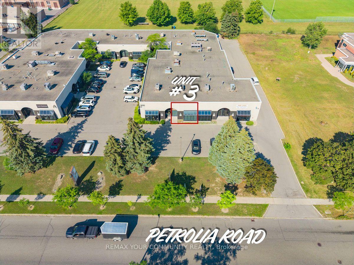 3 - 800 Petrolia Road Property Photo 3