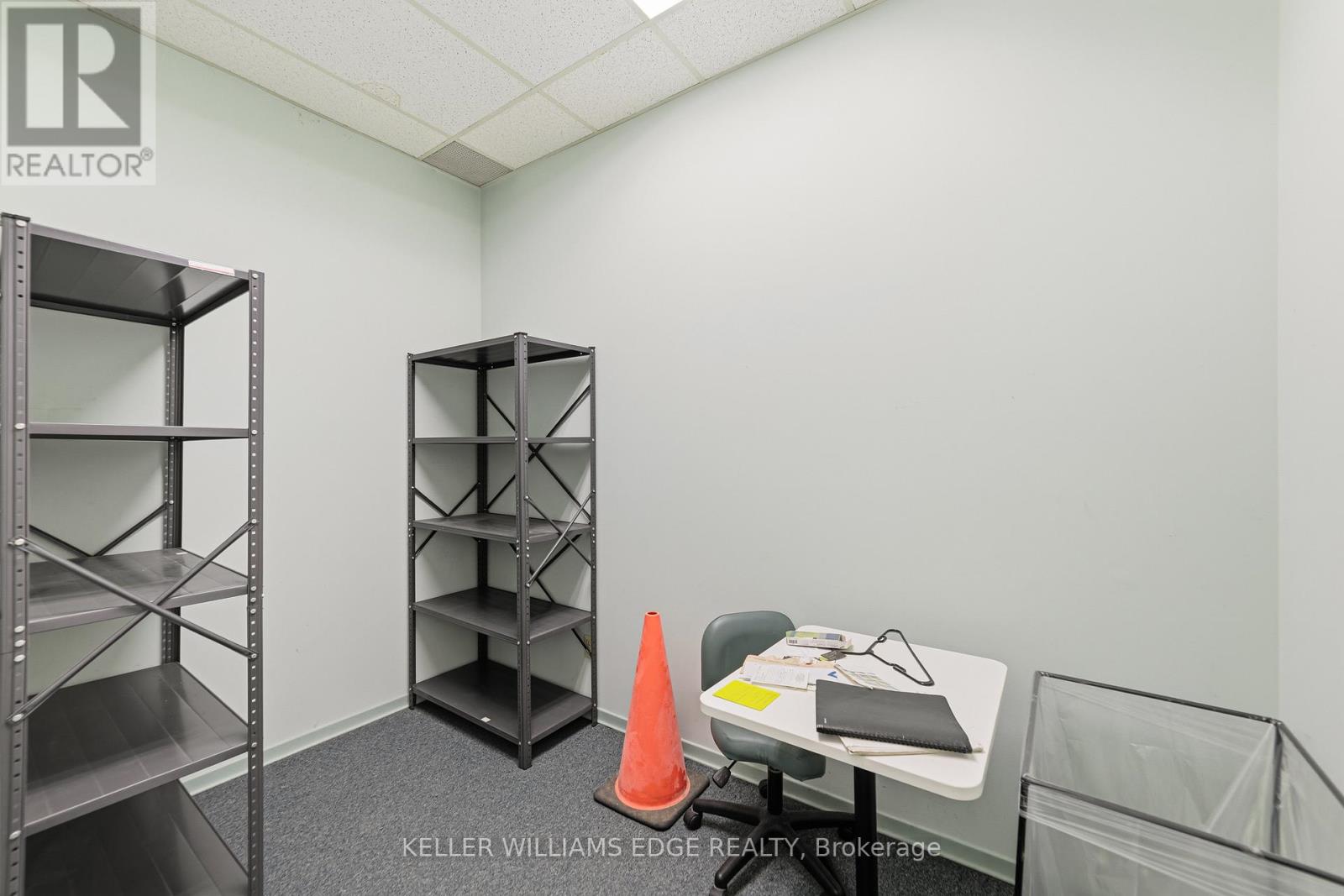 4136 Dundas Street W Property Photo 12