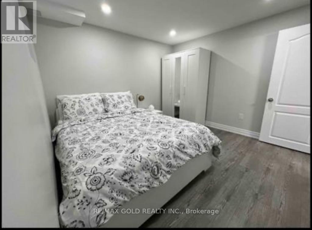 60 Swales Crescent Property Photo 22