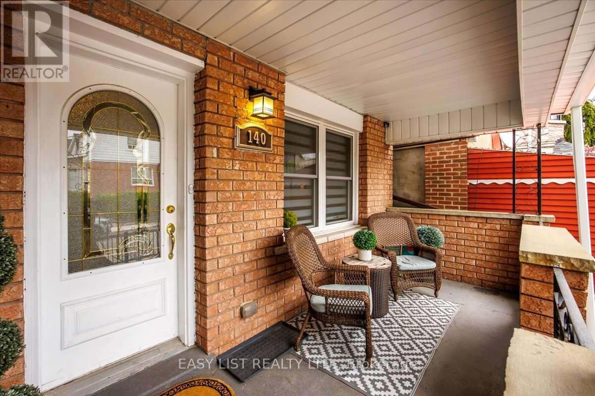 140 Ascot Avenue Property Photo 4