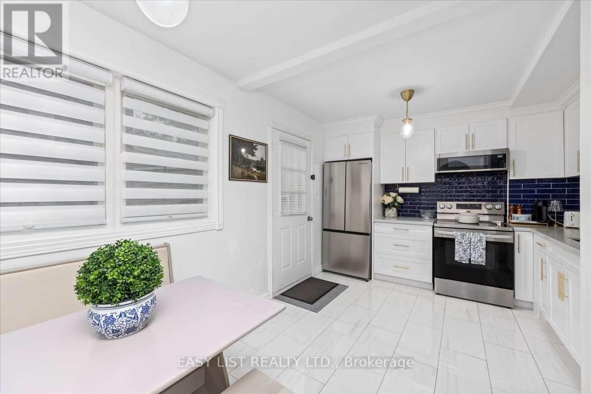 140 Ascot Avenue Property Photo 12