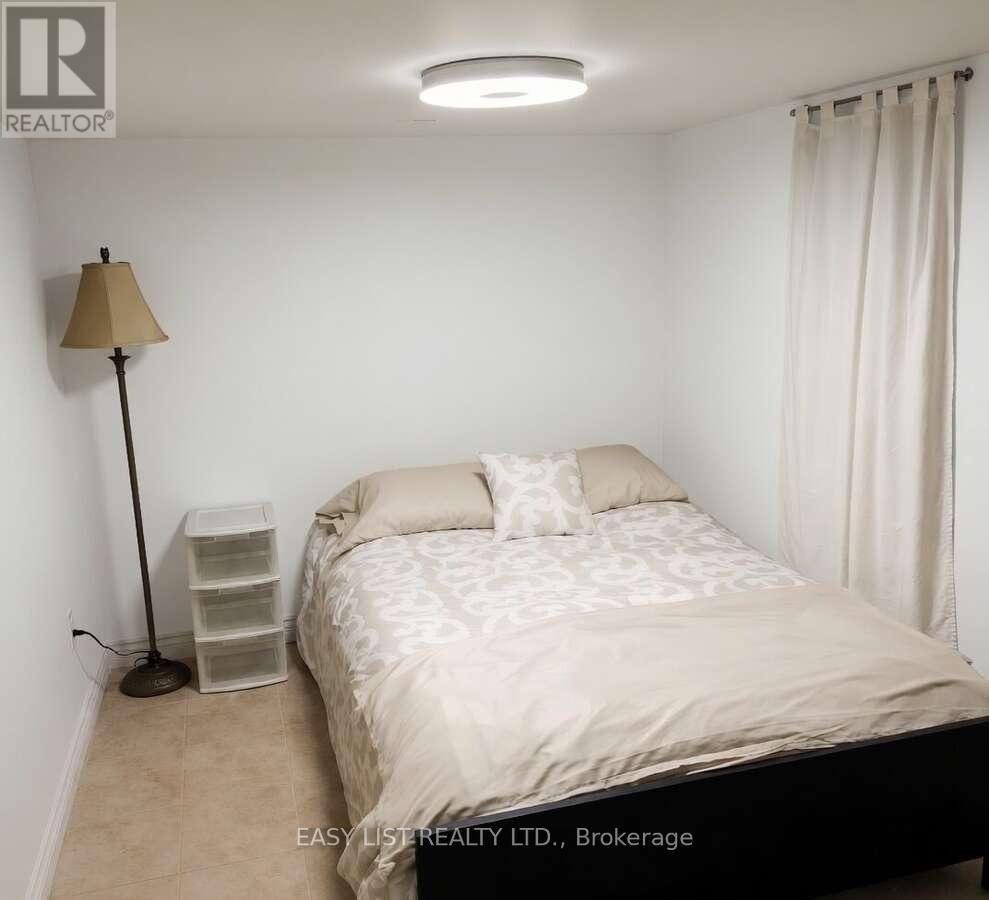 140 Ascot Avenue Property Photo 27