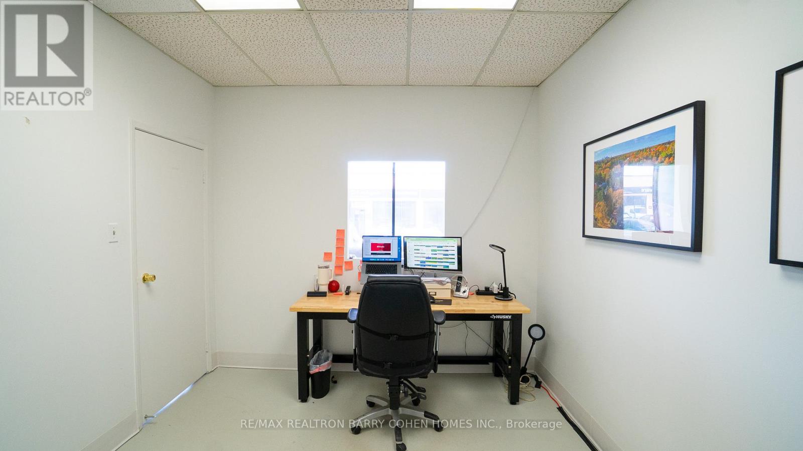26 - 2700 Dufferin Street Property Photo 7
