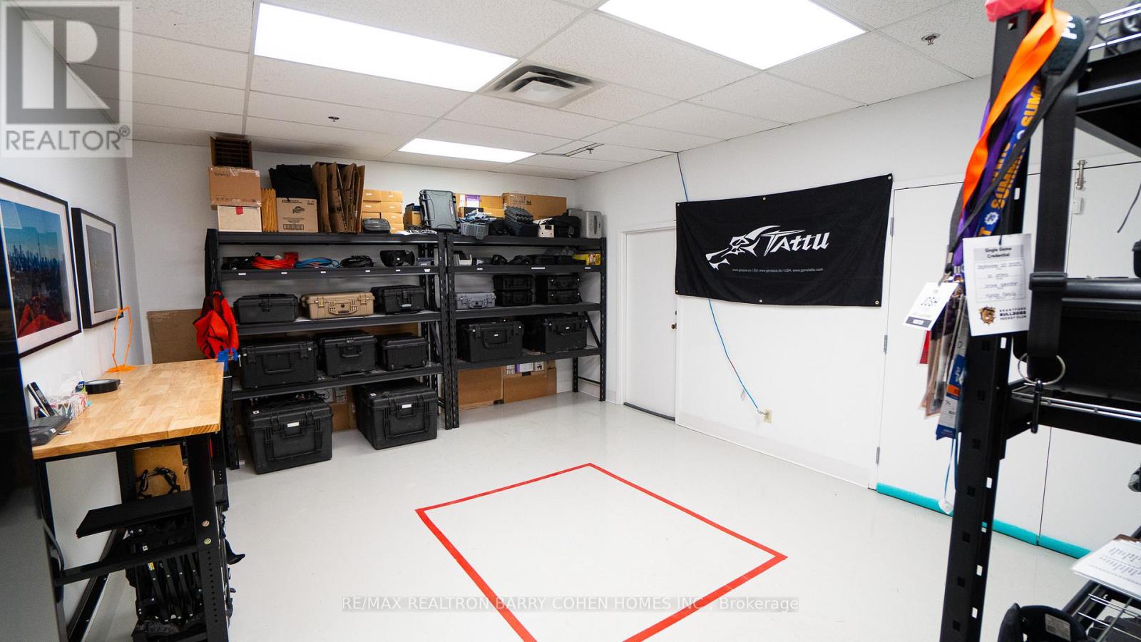 26 - 2700 Dufferin Street Property Photo 16