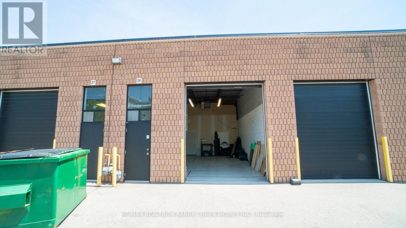 26 - 2700 Dufferin Street Property Photo 22