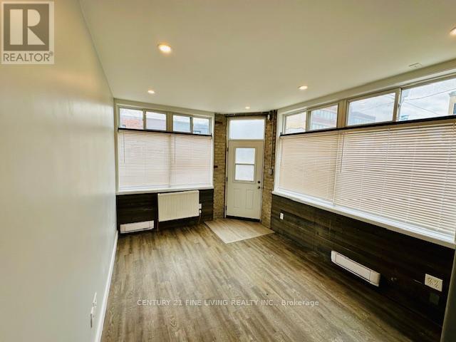 2029-2031 Eglinton Avenue W Property Photo 26