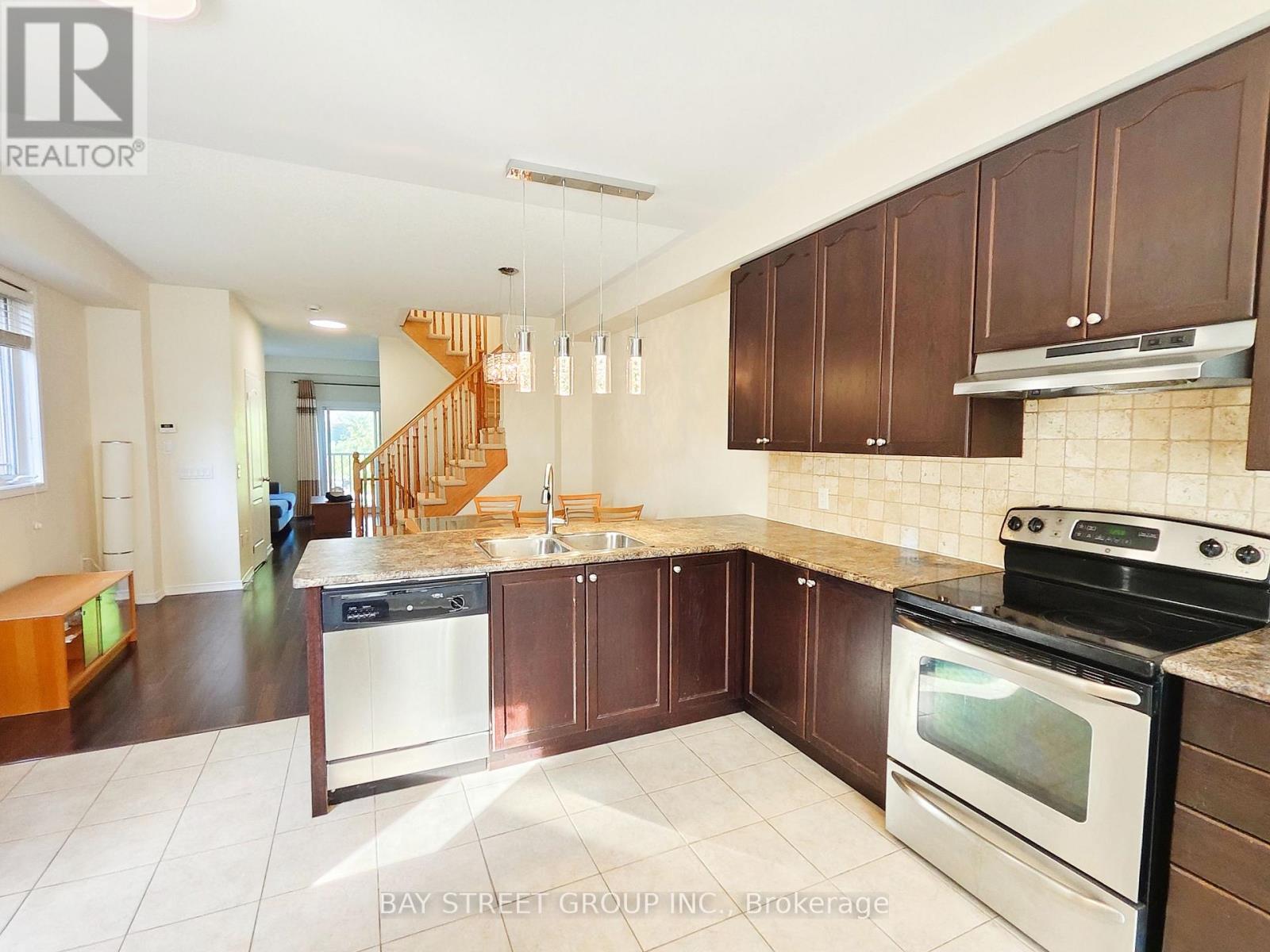 51 - 6625 Falconer Drive Property Photo 14