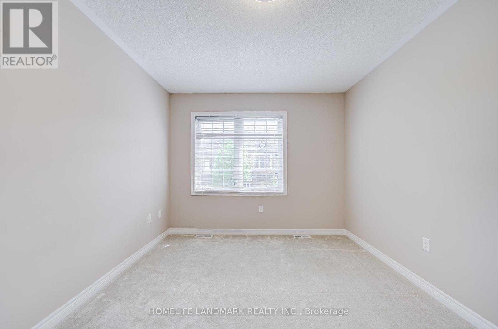 2479 Gateshead Common Property Photo 20
