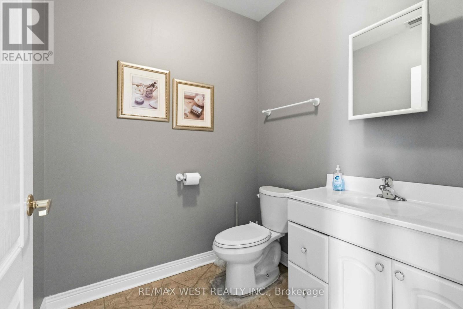 16 - 1320 Mid-way Boulevard Property Photo 7