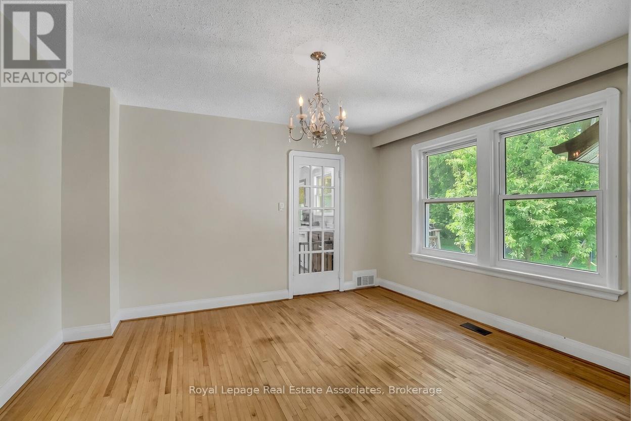 11 Ben Machree Drive Property Photo 15
