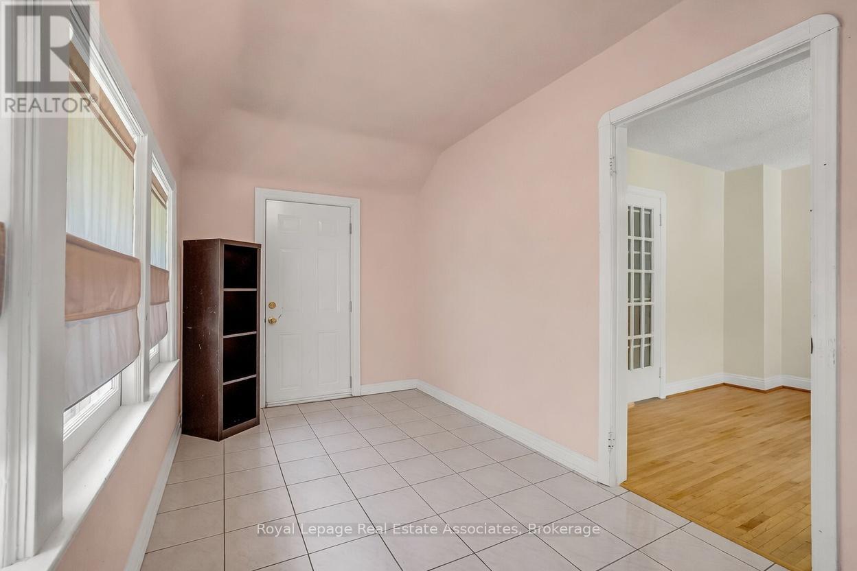 11 Ben Machree Drive Property Photo 26