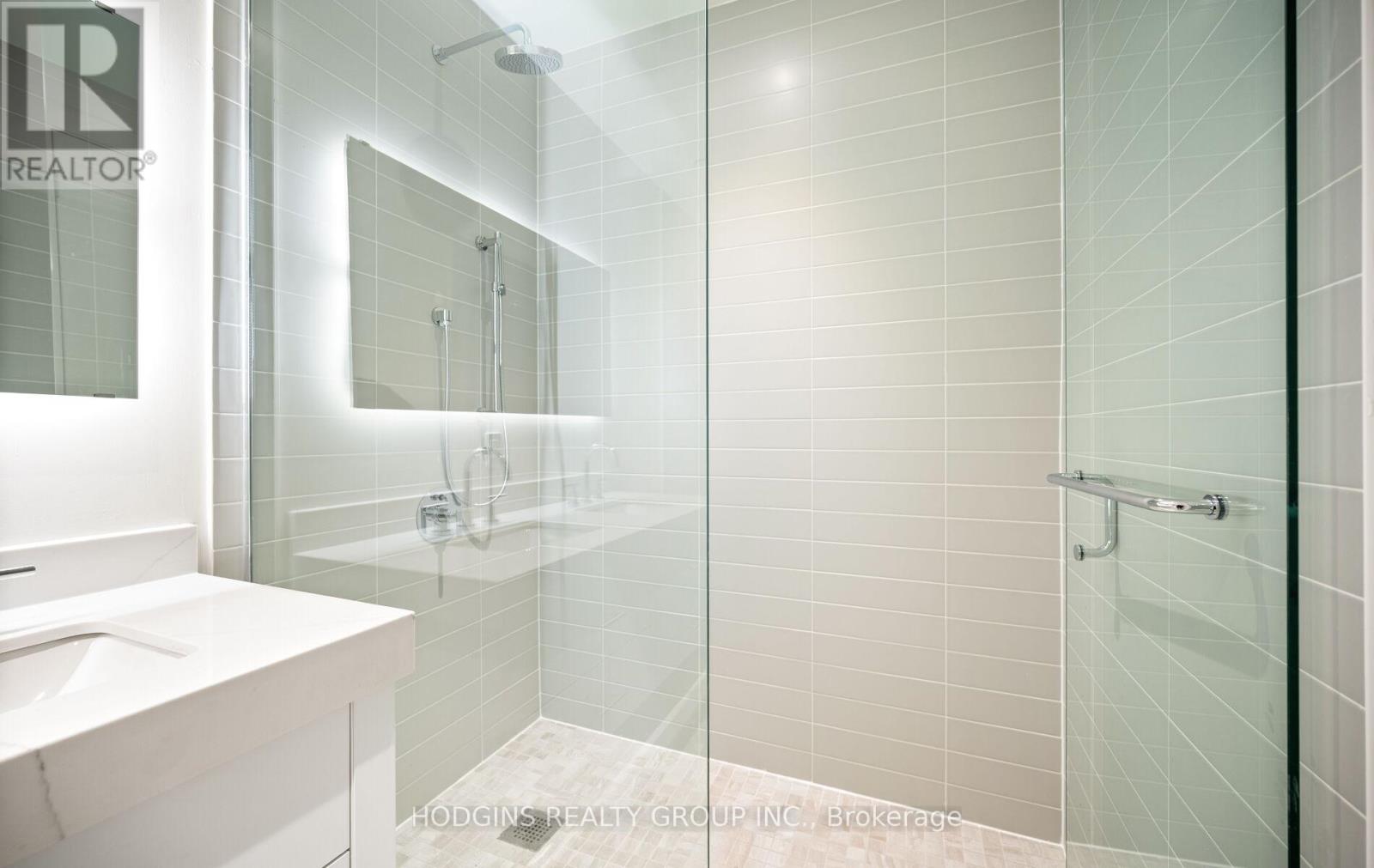 414 - 123 Maurice Drive Property Photo 22