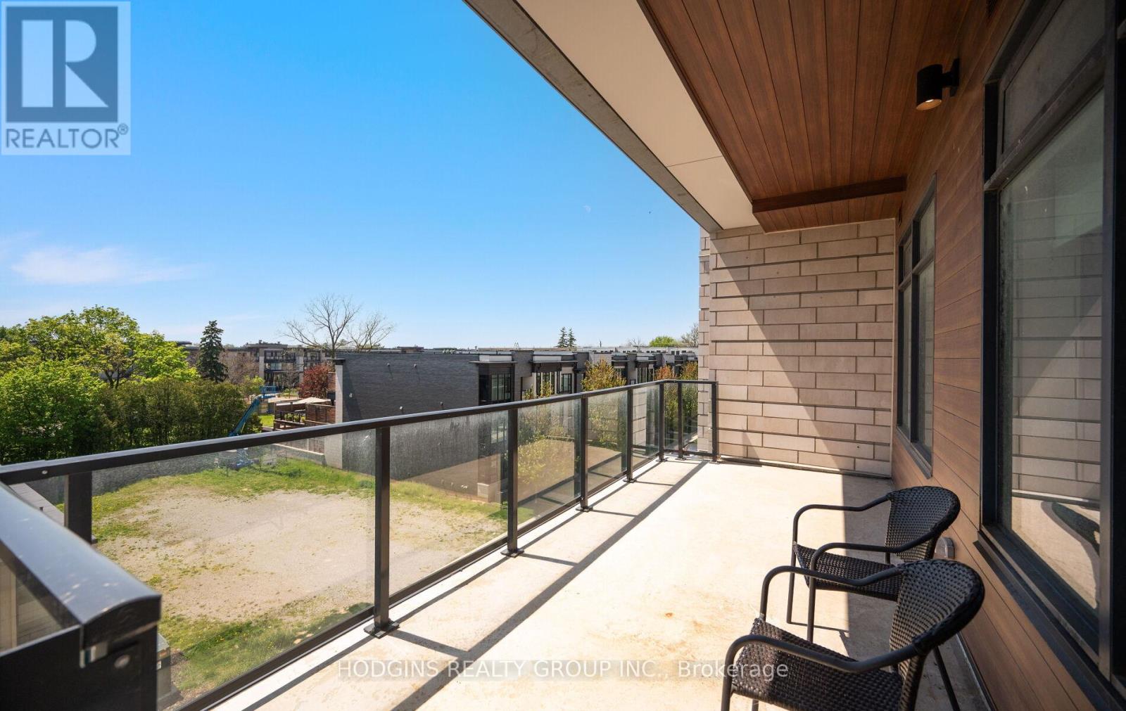 414 - 123 Maurice Drive Property Photo 31