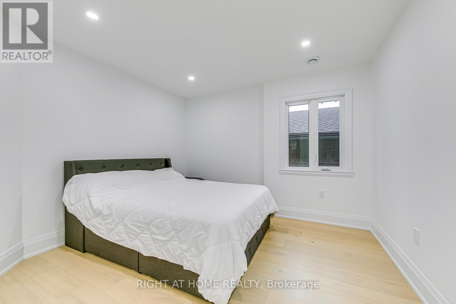 5 Enfield Avenue Property Photo 21