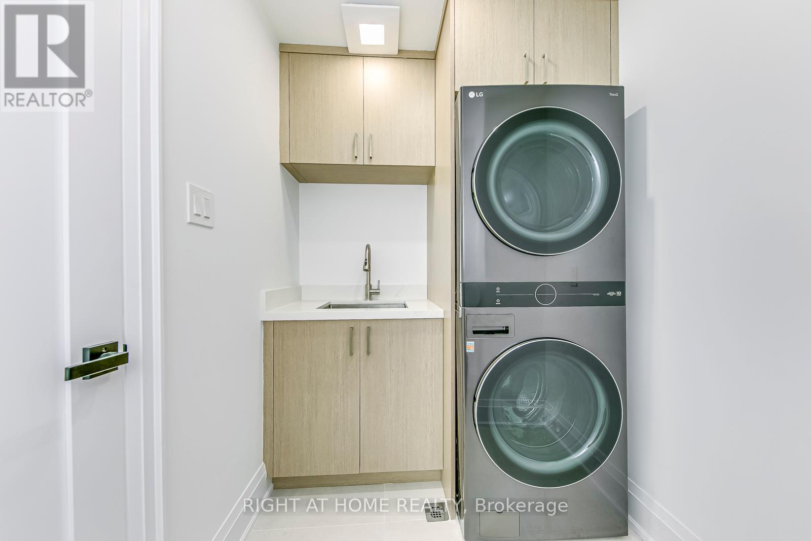 5 Enfield Avenue Property Photo 26
