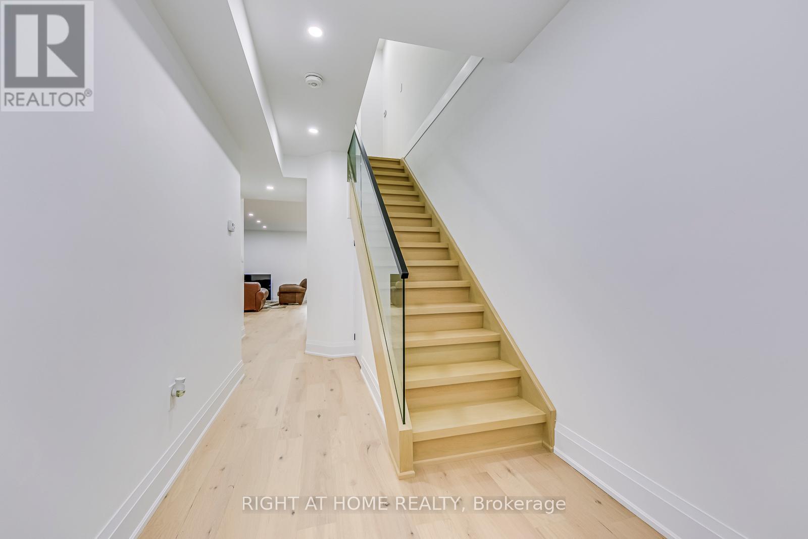 5 Enfield Avenue Property Photo 27