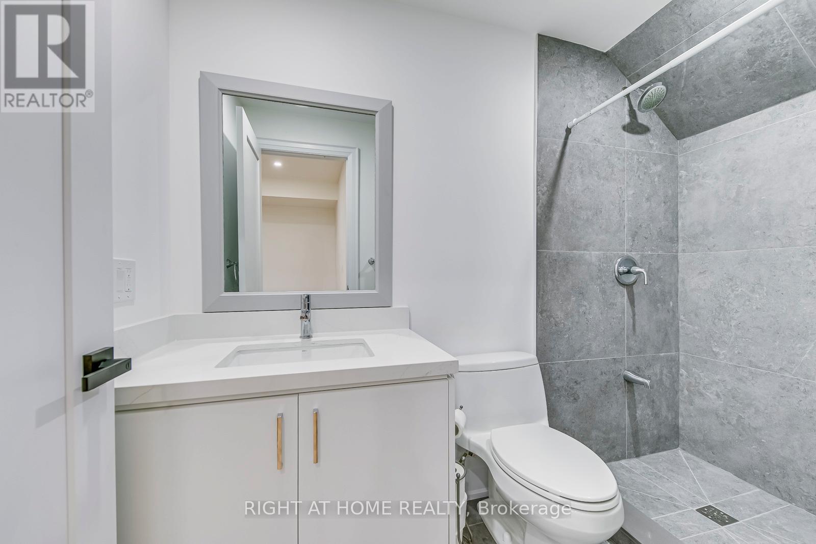 5 Enfield Avenue Property Photo 29