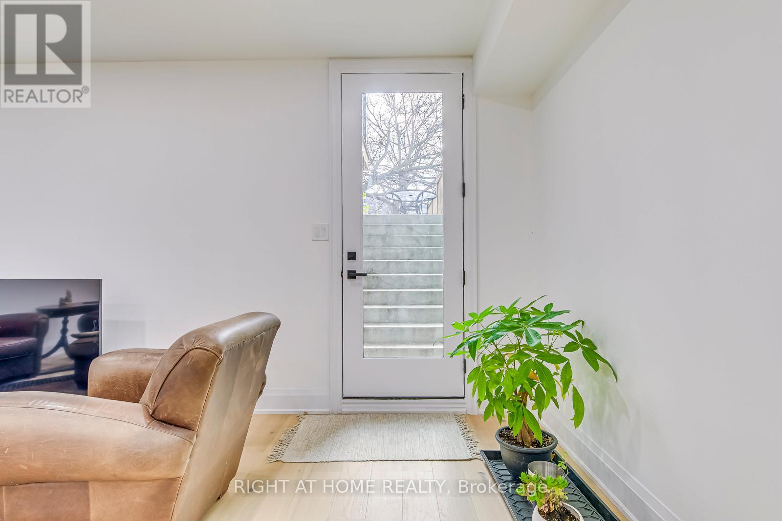 5 Enfield Avenue Property Photo 31