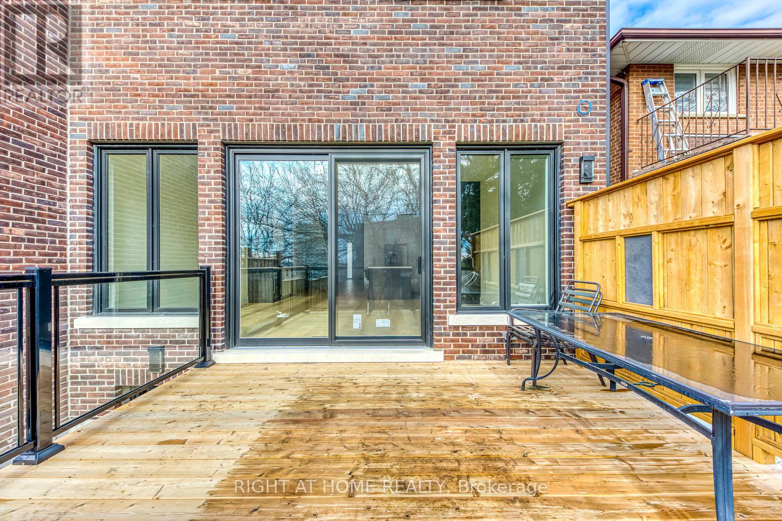 5 Enfield Avenue Property Photo 34