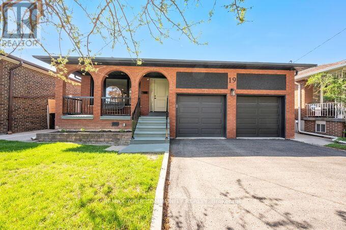19 HAMER BOULEVARD Property Photo 1