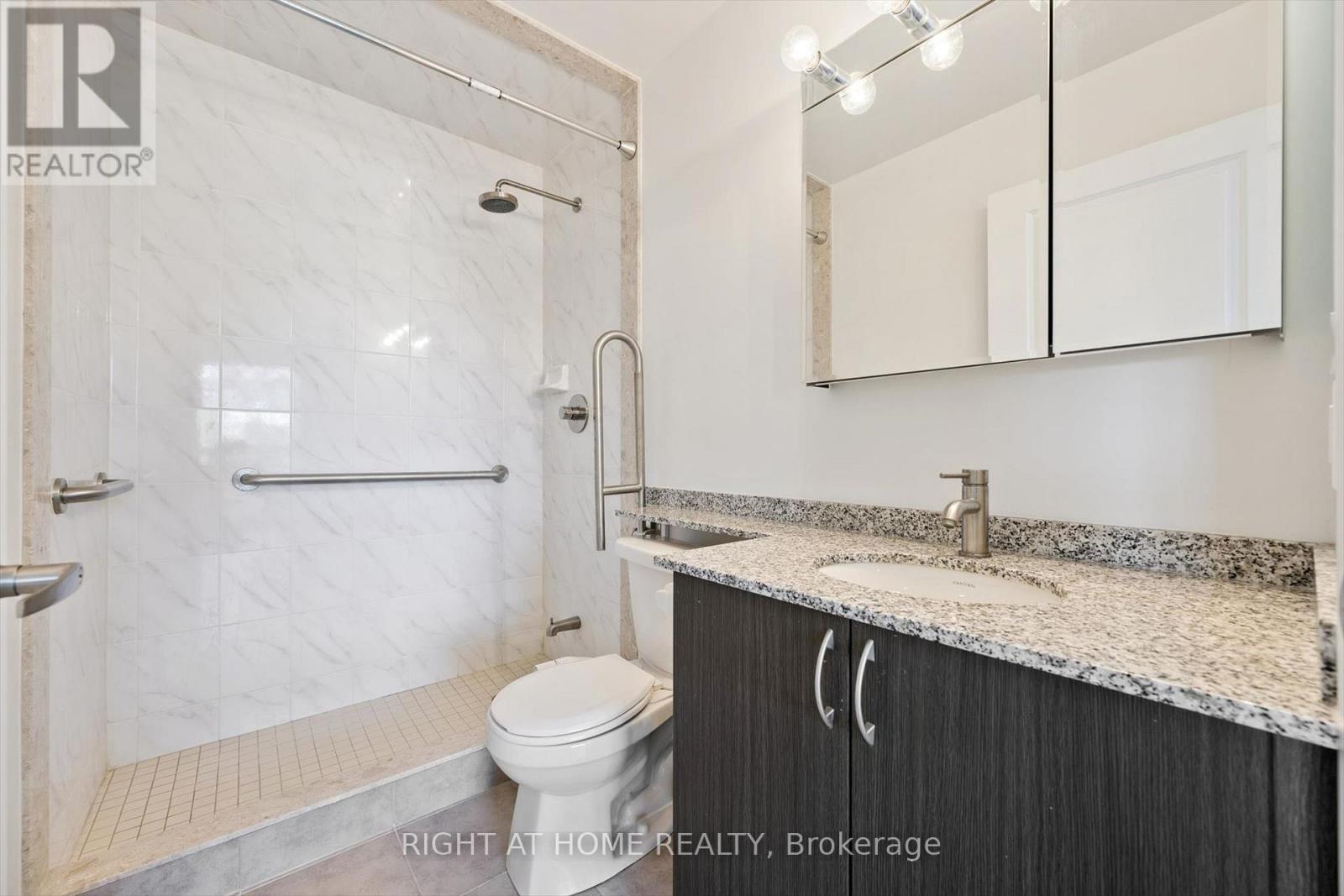 113 - 50 Via Rosedale Way Property Photo 25